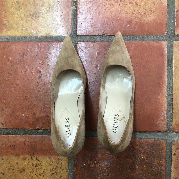 Guess Heels - Picture 3 of 4